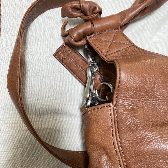 Michael Kors Leather Shoulder Bag w Crossbody Strap - Great Condition, RRP $349 - Picture 9 of 16